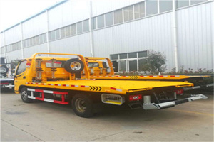 当雄附近拖车救援搭电